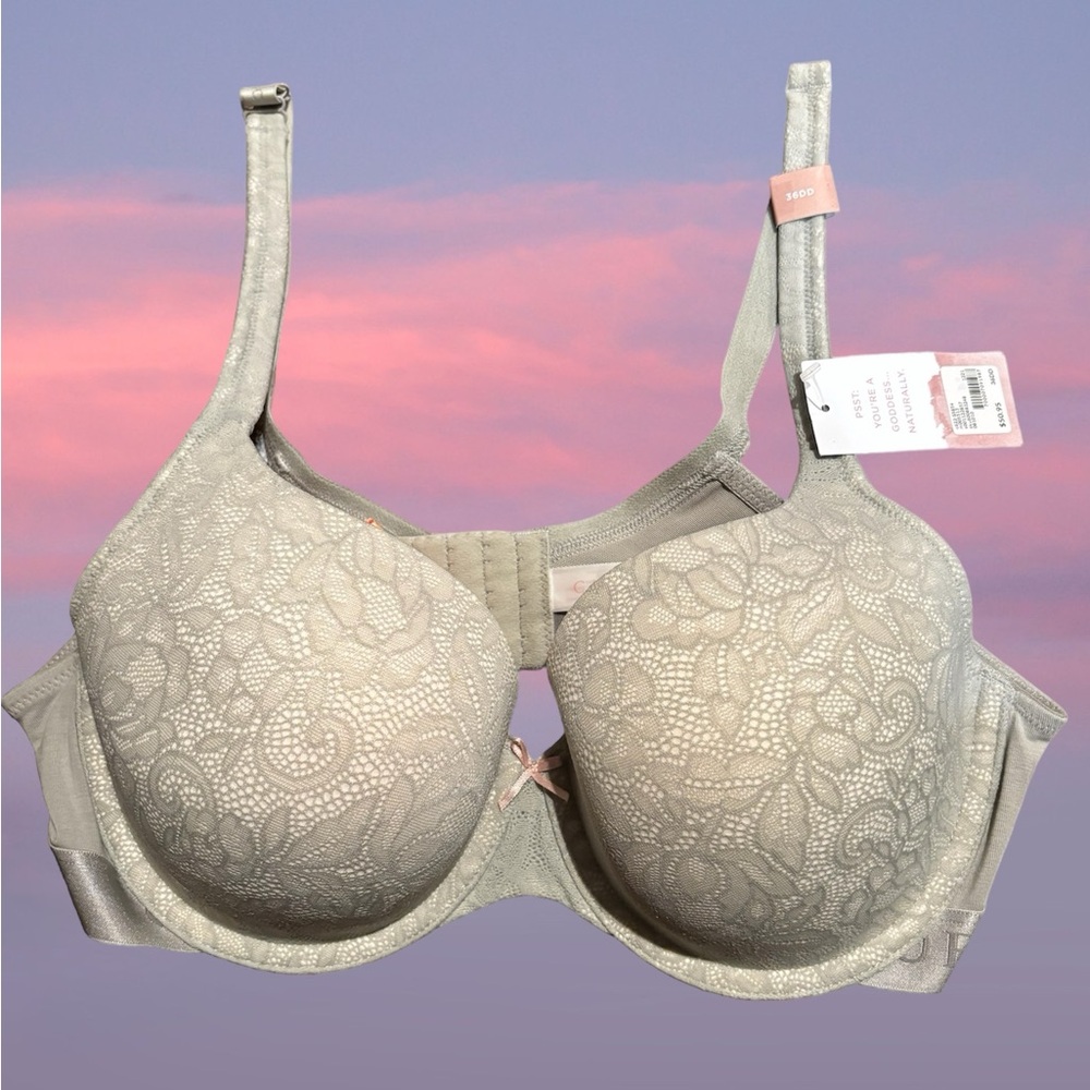 Cacique Lightly Lined T-Shirt Bra 36DD